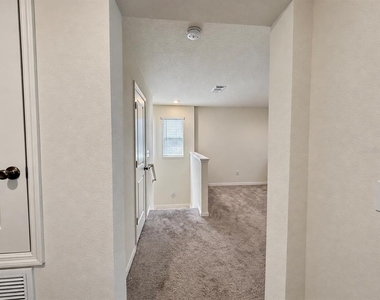 2795 Meadow Stream Way - Photo Thumbnail 28