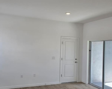 1849 Horsetail Drive - Photo Thumbnail 20