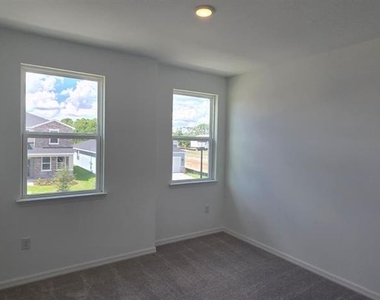 1849 Horsetail Drive - Photo Thumbnail 33