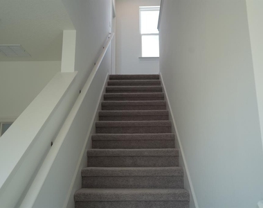 1849 Horsetail Drive - Photo Thumbnail 22