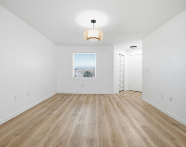 3038 Parkway Boulevard - Photo Thumbnail 6