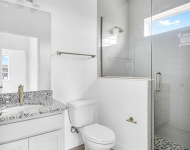 6492 Barnstorm Way - Photo Thumbnail 21