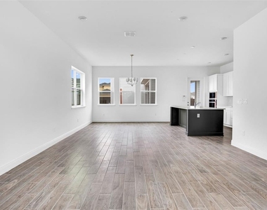 6492 Barnstorm Way - Photo Thumbnail 1