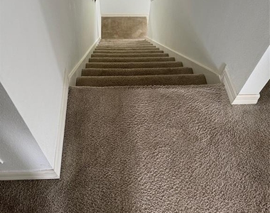 361 Preservve Pointe Boulevard - Photo Thumbnail 10