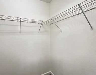 7755 Purple Finch Street - Photo Thumbnail 23