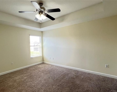 7755 Purple Finch Street - Photo Thumbnail 21