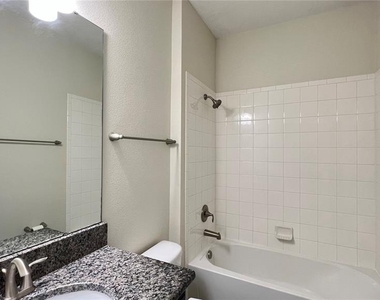 7755 Purple Finch Street - Photo Thumbnail 10