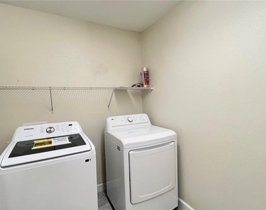 7755 Purple Finch Street - Photo Thumbnail 28