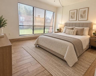 1836 N Crystal Lake Drive - Photo Thumbnail 13