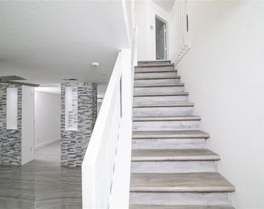 1101 Sandestin Way - Photo Thumbnail 18