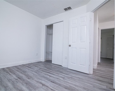 1101 Sandestin Way - Photo Thumbnail 30
