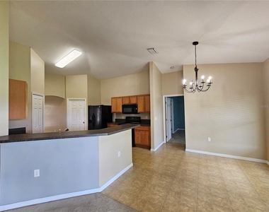 9765 Sw 46th Court - Photo Thumbnail 8