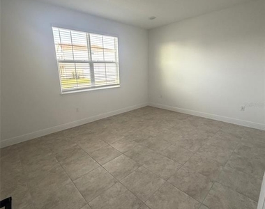 7155 Sw 56 Place - Photo Thumbnail 5