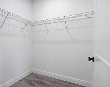 2232 Sw 178th Lane Road - Photo Thumbnail 12