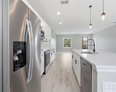 2232 Sw 178th Lane Road - Photo Thumbnail 7