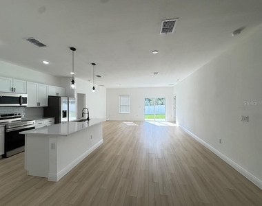 2942 Sw 162nd Street - Photo Thumbnail 3