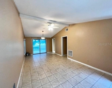 217 Acorn Drive - Photo Thumbnail 12