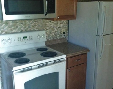 217 Acorn Drive - Photo Thumbnail 8