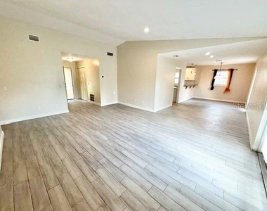 109 Margo Lane - Photo Thumbnail 2