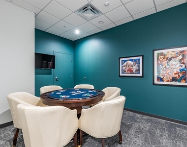355 N Rosalind Avenue - Photo Thumbnail 30