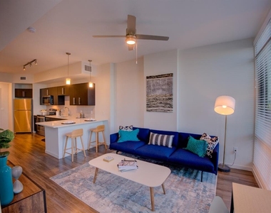 355 N Rosalind Avenue - Photo Thumbnail 27