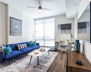 355 N Rosalind Avenue - Photo Thumbnail 6