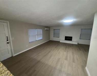 1111 Romano Avenue - Photo Thumbnail 2