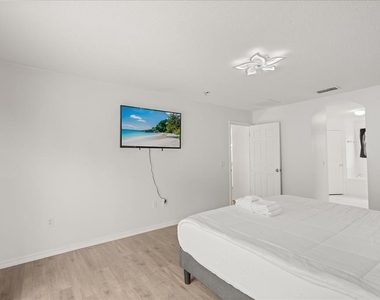 4722 Cumbrian Lakes Drive - Photo Thumbnail 27