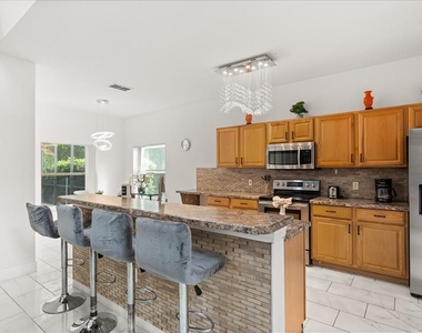 4722 Cumbrian Lakes Drive - Photo Thumbnail 13