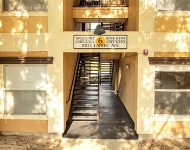 8825 Latrec Avenue - Photo Thumbnail 2