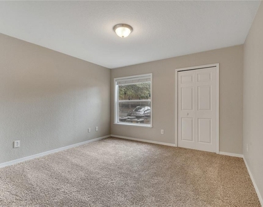 8825 Latrec Avenue - Photo Thumbnail 20