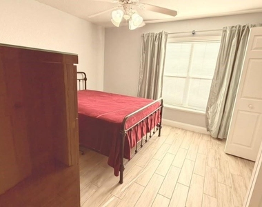 7523 Seurat Street - Photo Thumbnail 20