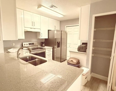 7523 Seurat Street - Photo Thumbnail 26