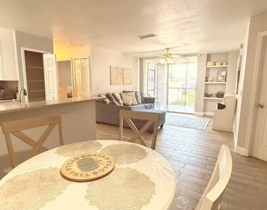 7523 Seurat Street - Photo Thumbnail 6