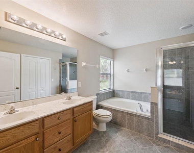 1106 Natural Oaks Drive - Photo Thumbnail 19