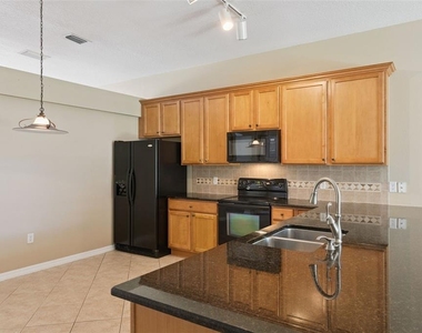1106 Natural Oaks Drive - Photo Thumbnail 11