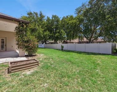 1106 Natural Oaks Drive - Photo Thumbnail 28