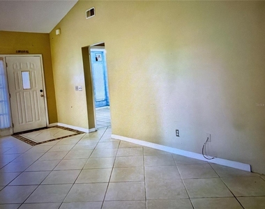 1019 Covington Street - Photo Thumbnail 2