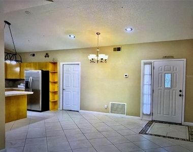 1019 Covington Street - Photo Thumbnail 3