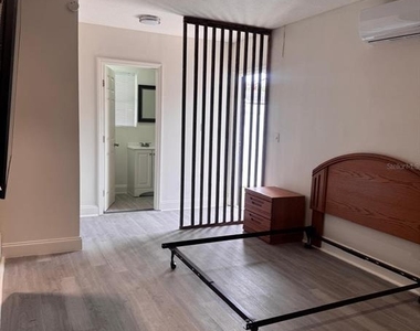 618 Jupiter Way - Photo Thumbnail 4