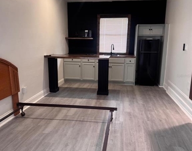 618 Jupiter Way - Photo Thumbnail 6
