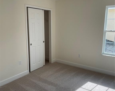 193 Holly Village Drive - Photo Thumbnail 20