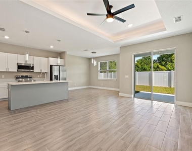 326 Royal Palm Way - Photo Thumbnail 12