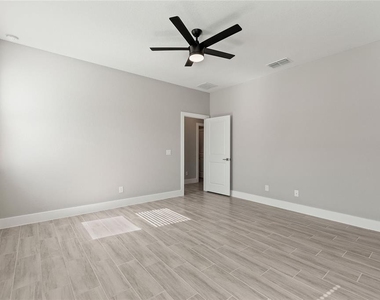 326 Royal Palm Way - Photo Thumbnail 27