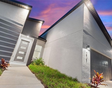 217 Cimarron Drive - Photo Thumbnail 7