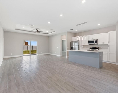 217 Cimarron Drive - Photo Thumbnail 13