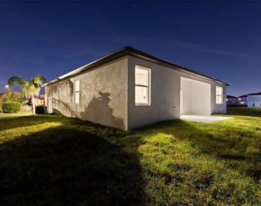 1057 Sabine Place - Photo Thumbnail 28