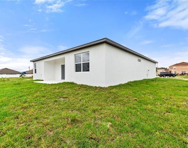 1057 Sabine Place - Photo Thumbnail 29