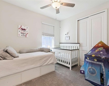 6306 Cedar Chase Court - Photo Thumbnail 12