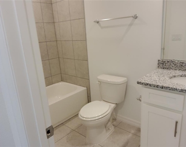 1816 Fan Palm Drive - Photo Thumbnail 10